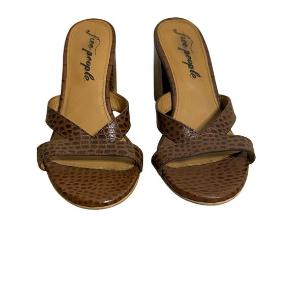 Free People Charlie-V Heel, Open Toe Brown Croc Sandals Size 37 - Picture 4 of 6